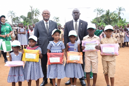 540 élèves de la ville de Bonoua soulagés par un don de kits scolaires